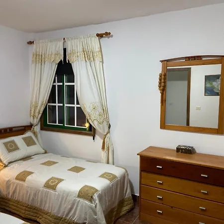 Mar Y Montana Apartment *